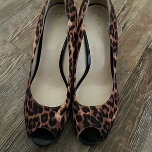 Open toed cheetah pumps